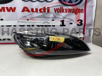 Volvo V40 Cross country Koplamp  beschikbaar voor biedingen