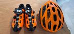 Oranje helm en bijpassende schoenen, Ophalen, Zo goed als nieuw