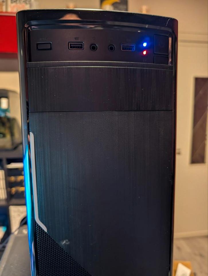 Kleine computer met intel i7 4770 en 16gb ram, Computers en Software, Desktop Pc's, Ophalen