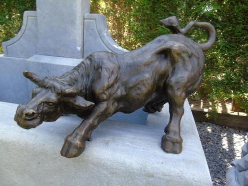 bronzen beeld van een grote stier .xl, Antiek en Kunst, Antiek | Brons en Koper, Brons, Ophalen