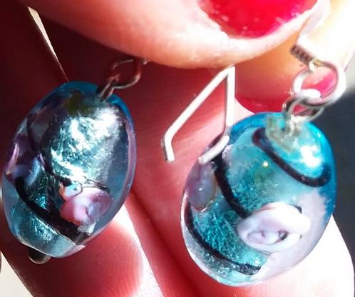 Geërfd. Super oude oorbellen., Handtassen en Accessoires, Oorbellen, Verzenden