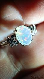 Prachtige sterling zilveren ring met Welo opaal, Nieuw, Met edelsteen, Ophalen of Verzenden, Dame