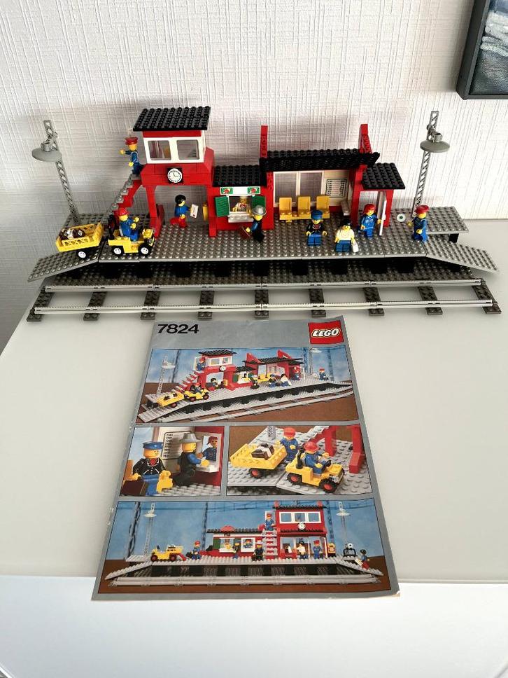 LEGO 7824 Trains La gare, Enfants & Bébés, Jouets | Duplo & Lego, Utilisé, Lego, Ensemble complet, Enlèvement ou Envoi