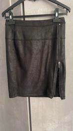 Jupe courte sexy élégante noire KAPORAL XS, Neuf, Kaporal, Enlèvement ou Envoi, Au-dessus du genou