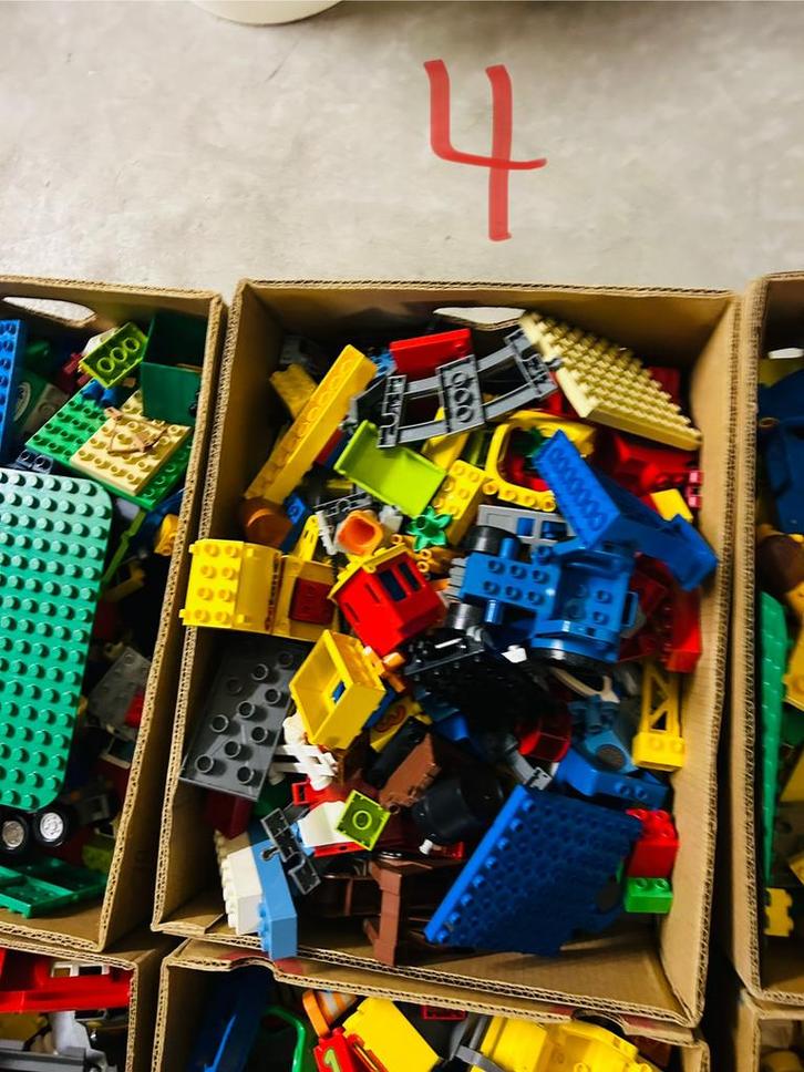 DUPLO doos 4, Kinderen en Baby's, Speelgoed | Bouwstenen, Zo goed als nieuw, Ophalen