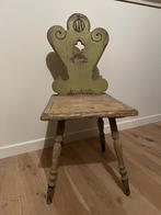 Antieke houten stoel, Ophalen