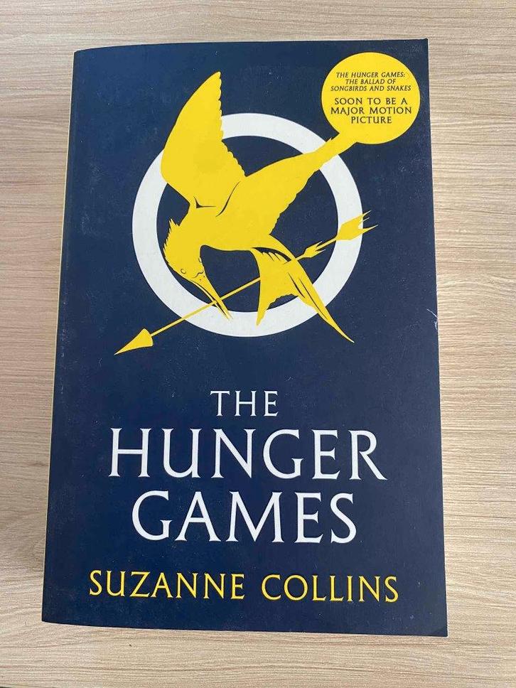 Boek - Suzanne Colline - The Hunger games (Eng.), Livres, Fantastique, Comme neuf, Enlèvement ou Envoi