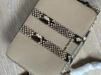 Michael kors crossbody, Handtassen en Accessoires, Tassen | Damestassen, Verzenden, Nieuw