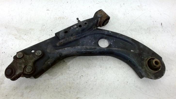 Draagarm rechts voor Peugeot 308, Auto-onderdelen, Ophanging en Onderstel, Peugeot, Gebruikt, Herkomst onderdeel bekend, 12 maanden garantie