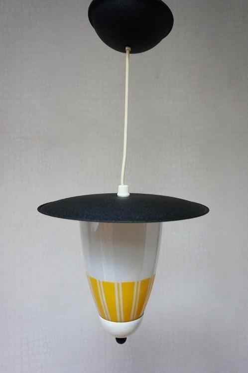 Klein hallampje/plafondlampje jaren 50, Huis en Inrichting, Lampen | Hanglampen, Gebruikt, Glas, Metaal, Ophalen of Verzenden
