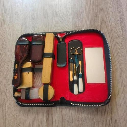 leder leren etui beautycase retro vintage, Antiek en Kunst, Curiosa en Brocante, Ophalen of Verzenden