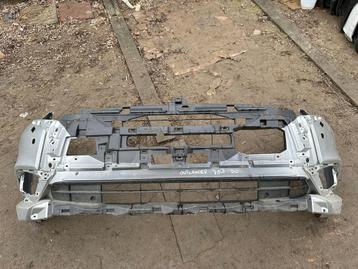 Mitsubishi Outlander III Lift 18-22 voorbumper beschikbaar voor biedingen