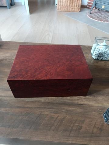 Uitstekende humidor humidor humidor humidor humidor Zino - D beschikbaar voor biedingen