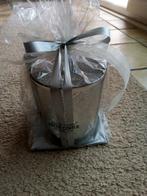 cadeau kant en klaar groot glas met theelicht +pak servetten, Huis en Inrichting, Ophalen of Verzenden, Nieuw, Grijs, Kaars