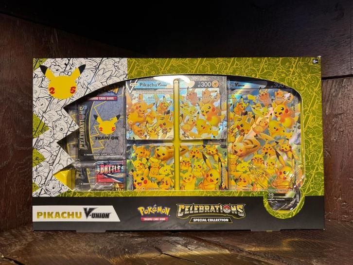 Pokemon Celebrations Pikachu V-Union Special Collection new, Hobby en Vrije tijd, Verzamelkaartspellen | Pokémon, Nieuw, Overige typen