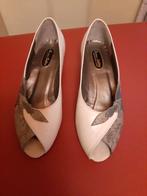 Pumps maat 37, Kleding | Dames, Schoenen, Ophalen of Verzenden, Zo goed als nieuw, Pumps
