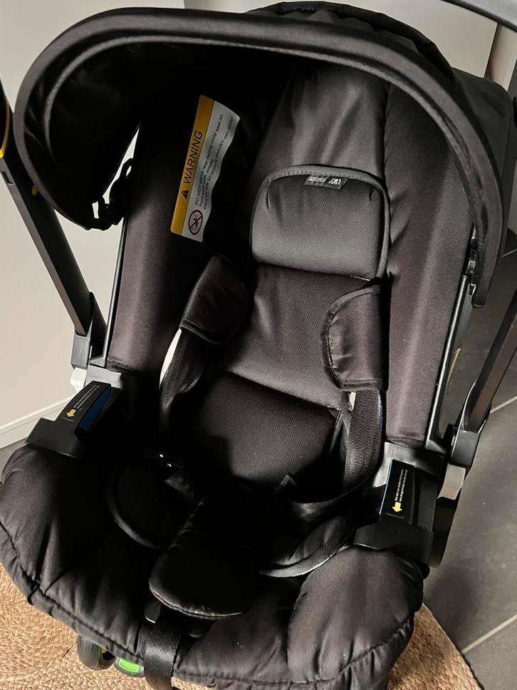 KLB DOONA AUTOSTOEL BUGGY, Kinderen en Baby's, Autostoeltjes, Zo goed als nieuw, Overige merken, 0 t/m 13 kg, Autogordel of Isofix