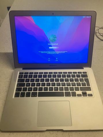 Apple Macbook Air (2015)