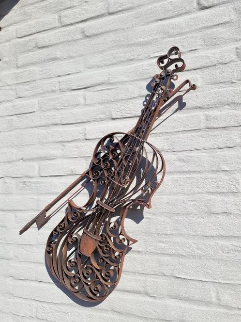 Violon en fer forgé 83 cm décoration murale, Muziek en Instrumenten, Strijkinstrumenten | Violen en Altviolen, Viool, Ophalen