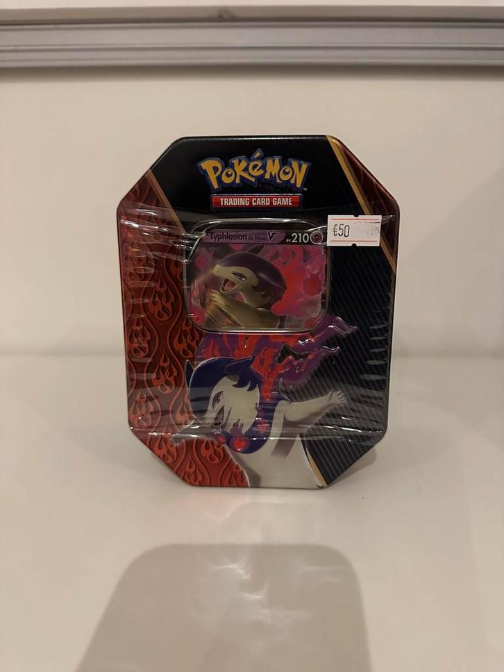 Pokebox typhlosion de hisui V FR, Hobby en Vrije tijd, Verzamelkaartspellen | Pokémon, Zo goed als nieuw, Boosterbox, Ophalen of Verzenden