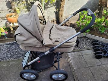 Buggy car + châssis - Mutsy, Enlèvement, Utilisé, Poussette combi, Mutsy