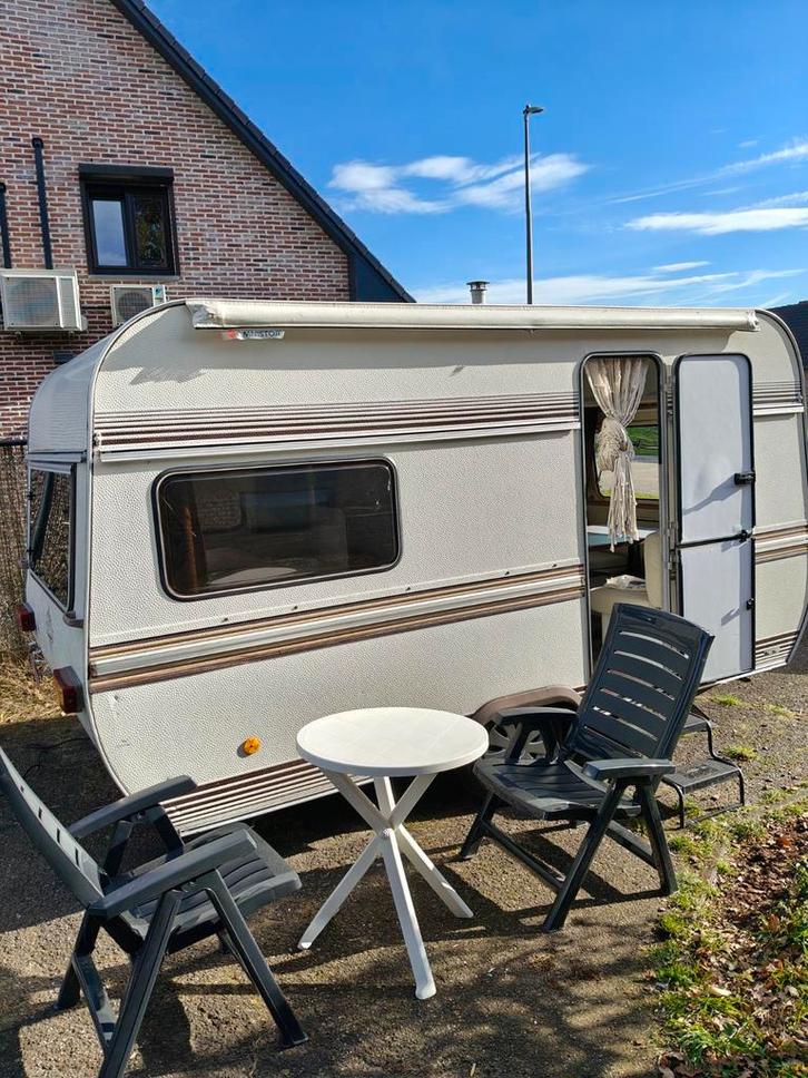Hobby caravan 694kg compleet uitgerust & klaar voor gebruik!, Caravans en Kamperen, Caravans, Particulier, tot en met 3, 500 - 750 kg
