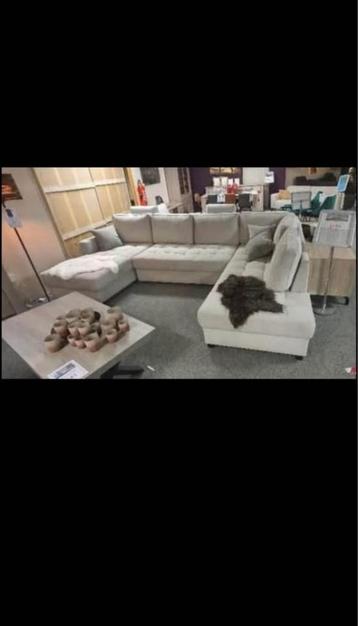 U-vormige zetel – 3,3 meter breed – comfortabele loungezetel beschikbaar voor biedingen