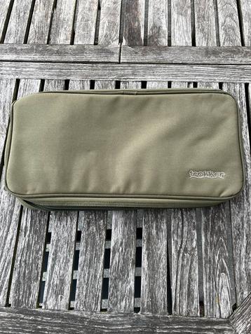 Buzzer bar bag Trakker disponible aux enchères