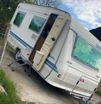 ADRIA 432M+ marquise wc frigo tv parabol, Caravanes & Camping, Caravanes, 4 à 5 mètres, Adria, Lit fixe, Jusqu'à 2
