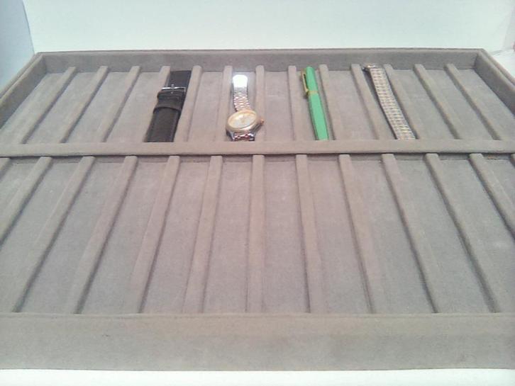 Fluwelen display plateau voor presentatie allerlei, Zakelijke goederen, Kantoor en Winkelinrichting | Kantoormeubilair en Inrichting