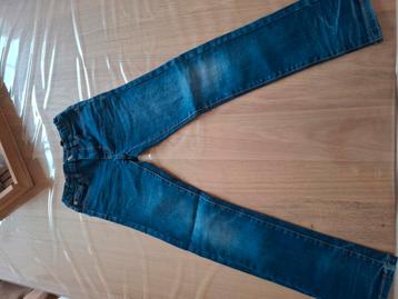 Jeansbroek maat 134, skinny, merk djmb beschikbaar voor biedingen