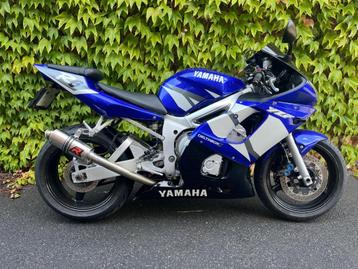 Yamaha r6 yzf beschikbaar voor biedingen