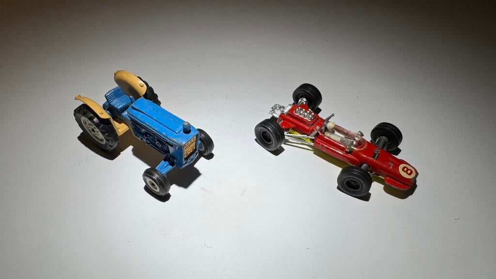 Majorette Lot - Ferrari F1 & Ford 5000- Made in France, Hobby & Loisirs créatifs, Voitures miniatures | 1:43, Utilisé, Enlèvement ou Envoi