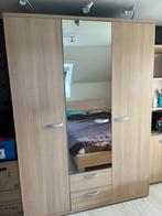 Kleerkast, Huis en Inrichting, Kasten | Kleerkasten, 100 tot 150 cm, 200 cm of meer, Zo goed als nieuw, Overige houtsoorten
