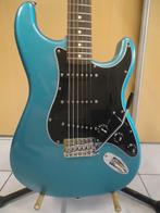 Fender Stratocaster MIM, Enlèvement, Comme neuf, Solid body, Fender