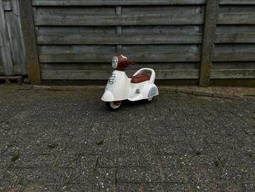 Loopfiets Vespa beschikbaar voor biedingen