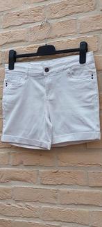 Short maat 38 lola liza, Kleding | Dames, Broeken en Pantalons, Maat 38/40 (M), Kort, Lola & Liza, Wit