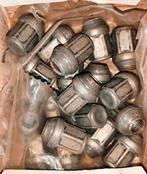 Set van 25 Hyundai wielmoeren, Ophalen, Hyundai