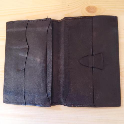 Grote leren portefeuille. 17 x11 cm, Handtassen en Accessoires, Portemonnees, Zo goed als nieuw, Ophalen of Verzenden