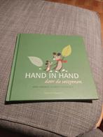 Hand in hand door de seizoenen -  voorleesboek, Britta Teckentrup; Mark Sperring, Comme neuf, Enlèvement ou Envoi, Livre d'images