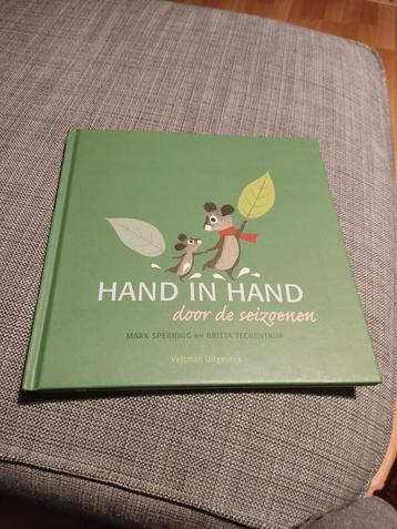  Hand in hand door de seizoenen -  voorleesboek 