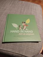 Hand in hand door de seizoenen -  voorleesboek, Ophalen of Verzenden, Zo goed als nieuw, Britta Teckentrup; Mark Sperring, Prentenboek