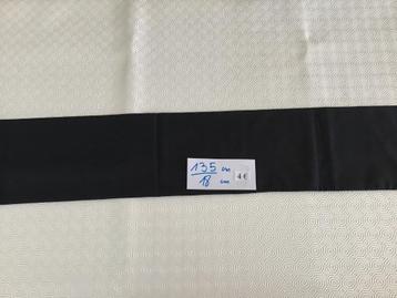 dames sjaal 135 cm op 18 cm en andere aan 4 euro beschikbaar voor biedingen