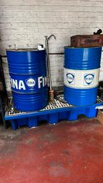 Grote lange Opvangbak olievaten, Enlèvement