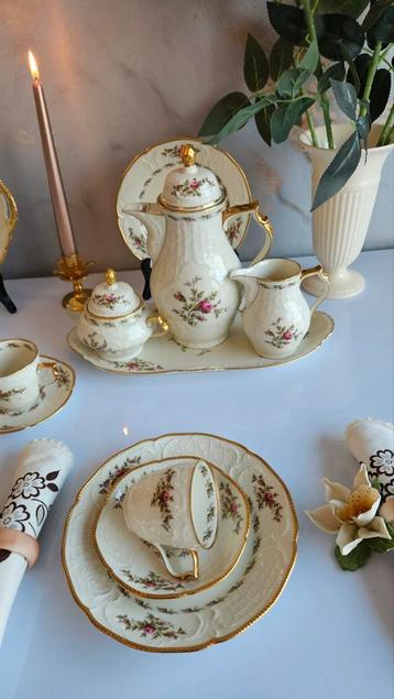 SERVIES ROSENTHAL  beschikbaar voor biedingen