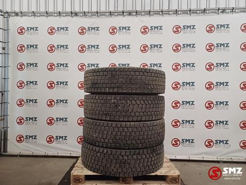 Occ Pneu camion Bridgestone 295/80R22., Autos : Pièces & Accessoires, Pièces camion, Autres marques, Autres pièces automobiles