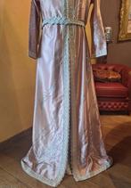 Joli Caftan/Takchita/Lebsa avec calligraphie Arabe, Kleding | Dames, Galajurk, Nieuw, Roze, Ophalen