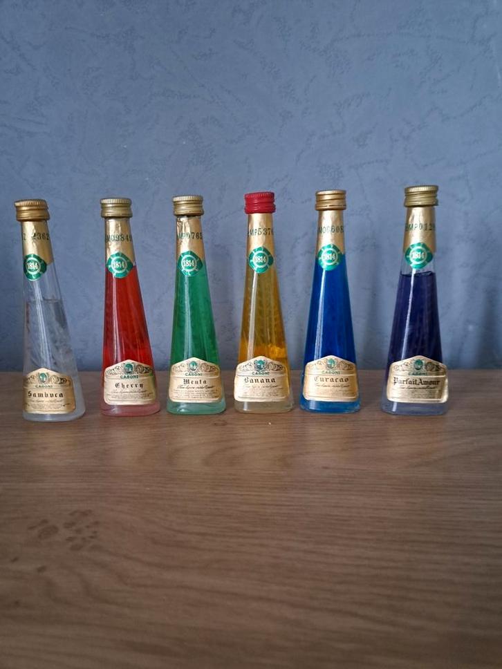 12 miniatures fine liquore christallizzato  italienne ., Verzamelen, Overige Verzamelen, Gebruikt, Ophalen of Verzenden