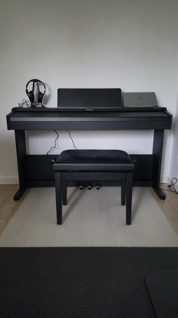 Roland RP107 + Garantie, Muziek en Instrumenten, Keyboards, Nieuw, 88 toetsen, Roland, Ophalen