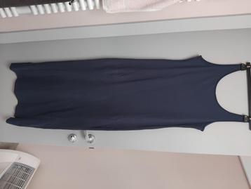 Donkerblauw lang kleed L beschikbaar voor biedingen